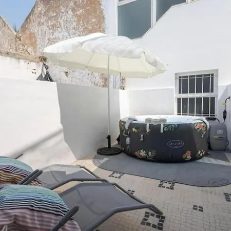 Floripes Stylish شقة Olhão